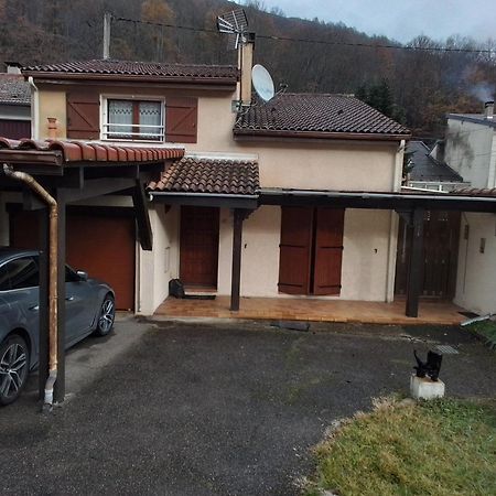 Maison Savignac Les Ormeaux Bagian luar foto